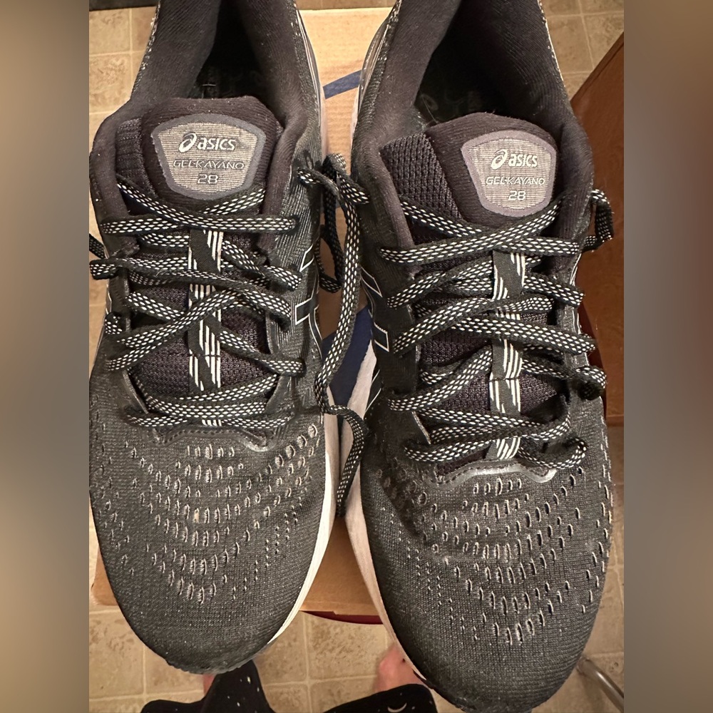 ASICS Gel-Kayano 28 -11M